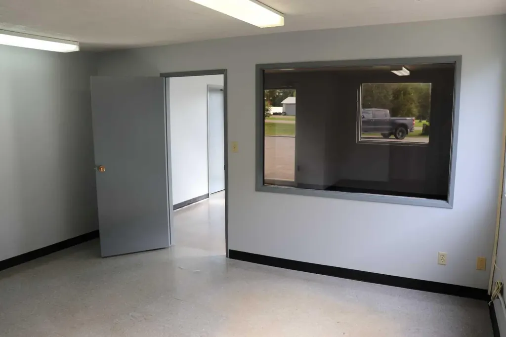 410 68 Street Edson AB T7E 1M7