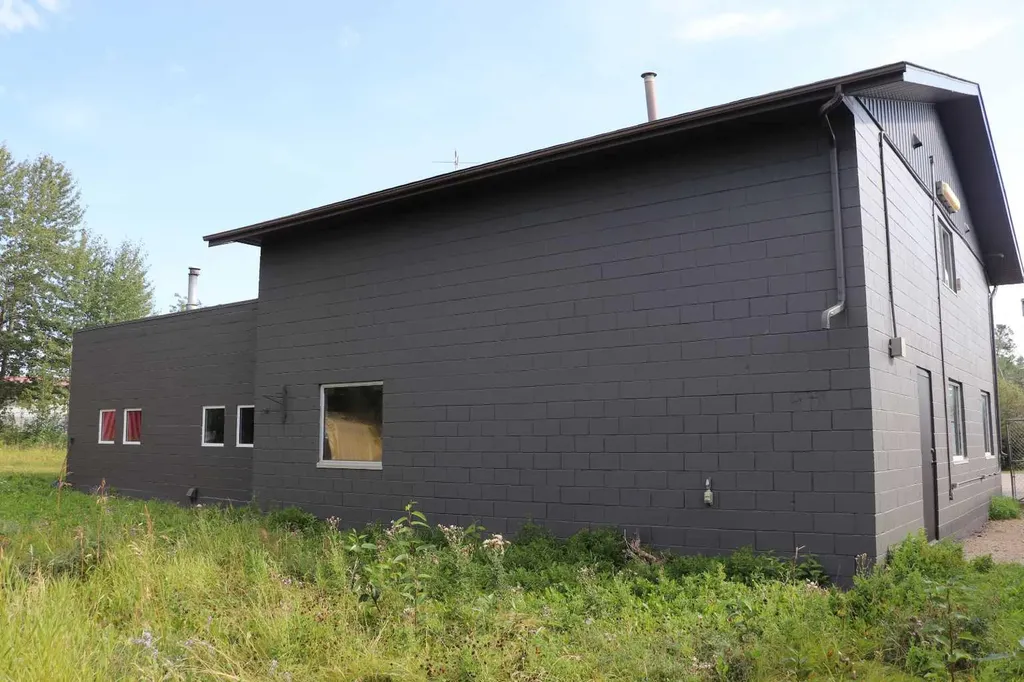 410 68 Street Edson AB T7E 1M7