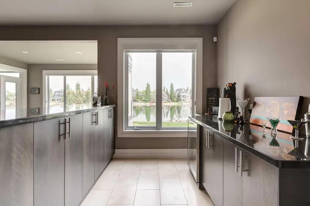 68 Heritage Lake Shores Heritage Pointe AB T0L0X0