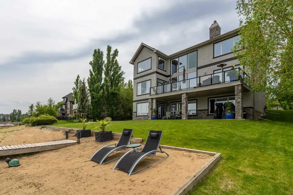 68 Heritage Lake Shores Heritage Pointe AB T0L0X0
