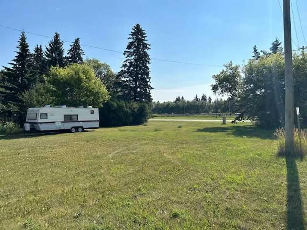 4604 49th Street Bashaw AB T0B 0H0