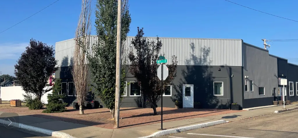 4803 50 Avenue Camrose AB T4V 0S1