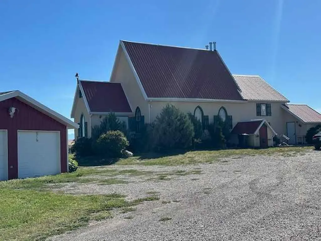 270002 Ab 505 Highway Glenwood AB T0K 2R0