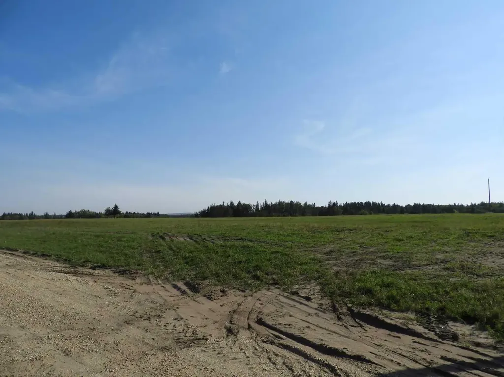 7 Country Acres Rural Ponoka County AB T0C 2J0