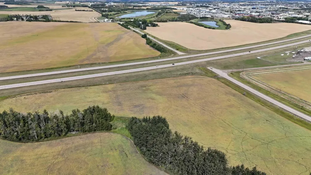 Off Range Road 281 & Township Road 383a Rural Red Deer County AB T4N 0J0