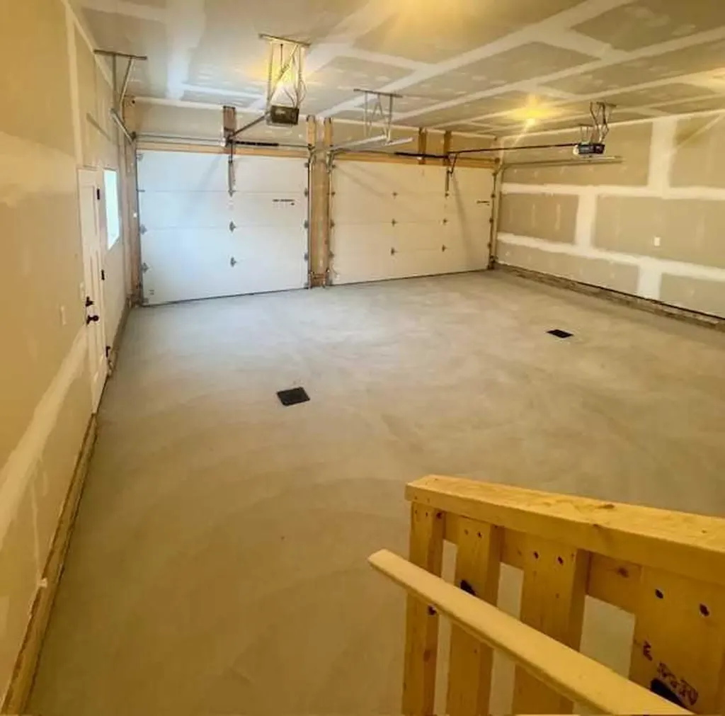 11850 84 Avenue Grande Prairie AB T8W 0M4
