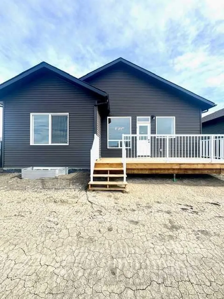11850 84 Avenue Grande Prairie AB T8W 0M4