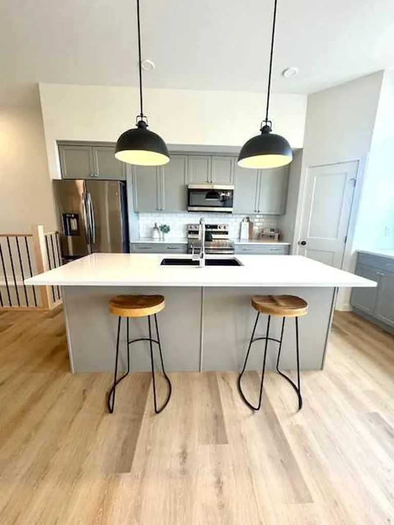 11850 84 Avenue Grande Prairie AB T8W 0M4