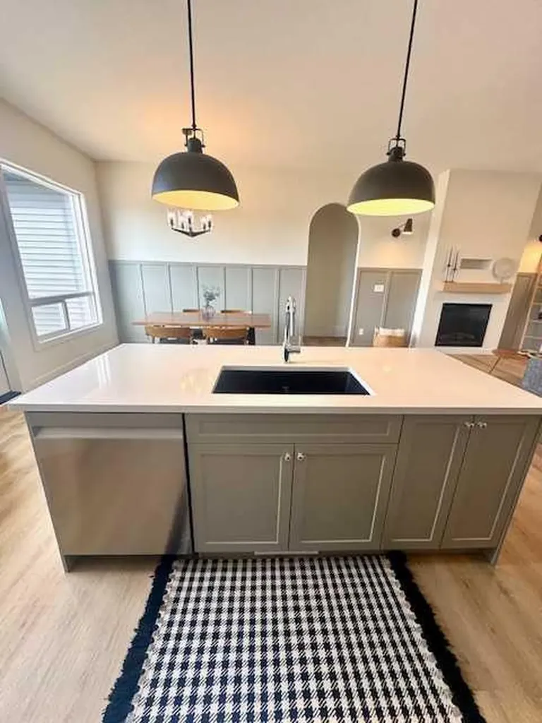 11850 84 Avenue Grande Prairie AB T8W 0M4