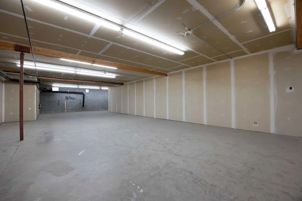 9401 Franklin Avenue Fort Mcmurray AB T9H 3Z7