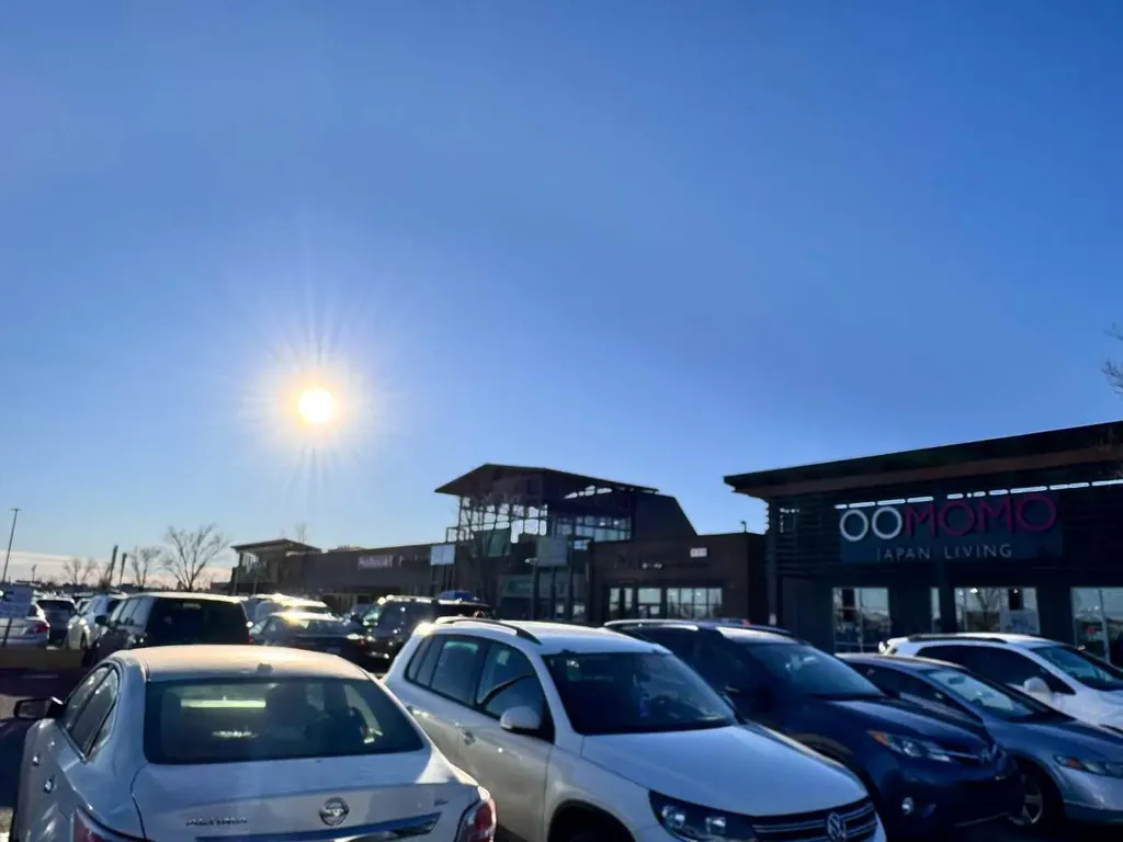 999 36 Street NE Calgary AB T2A 2Z5
