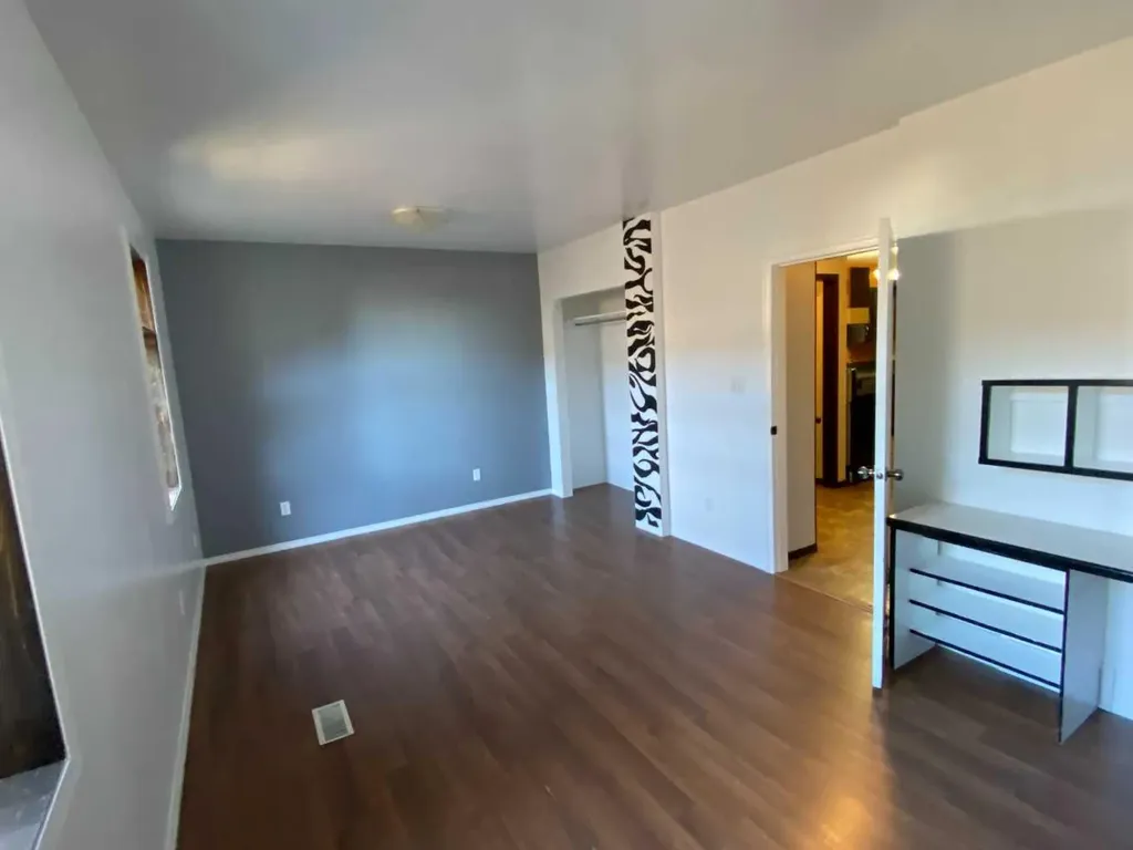 165 Centre Street Tilley AB T0J 3K0