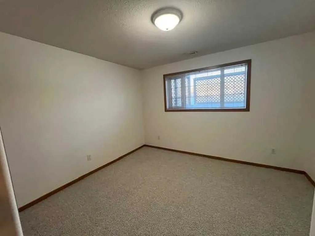 7a/7b Pembina Rainbow Lake AB T0H 2N0