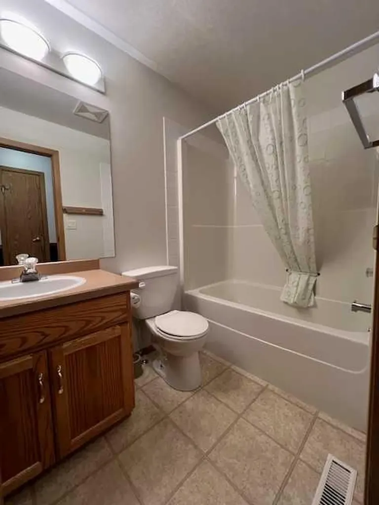 7a/7b Pembina Rainbow Lake AB T0H 2N0