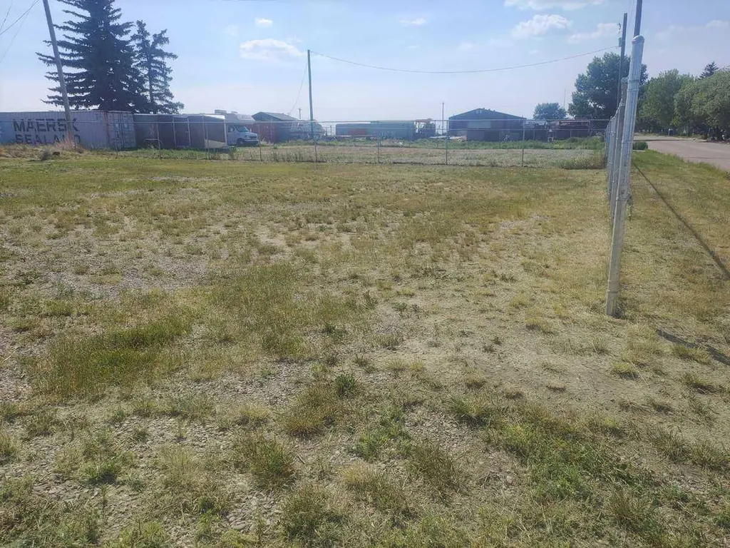 309 1st Avenue Bassano AB T0J 0B0