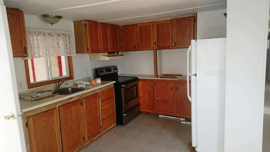 309 1st Avenue Bassano AB T0J 0B0