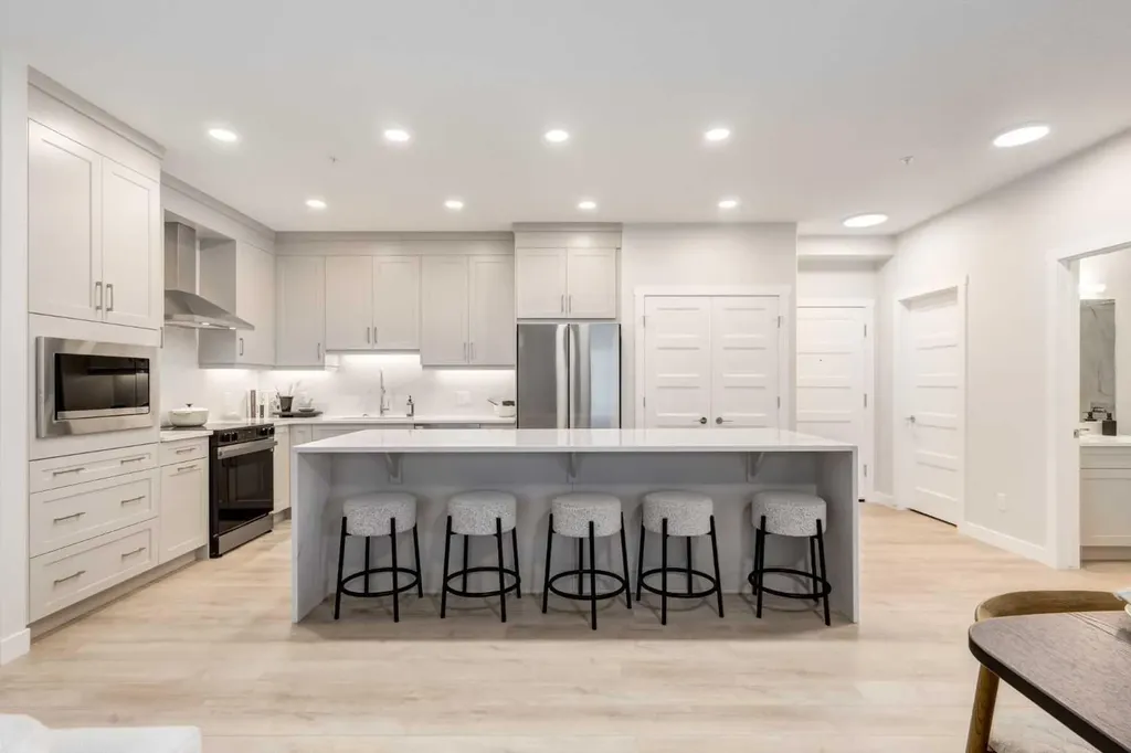 175 Wolf Hollow Crescent SE Calgary AB X0X 0X0