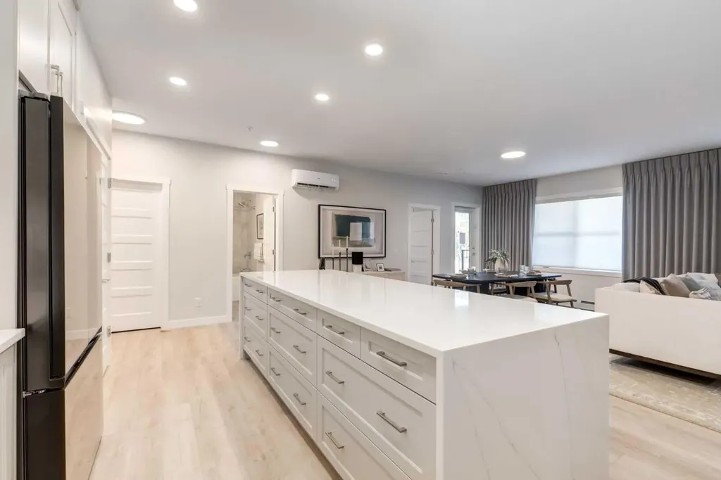 175 Wolf Hollow Crescent SE Calgary AB X0X 0X0