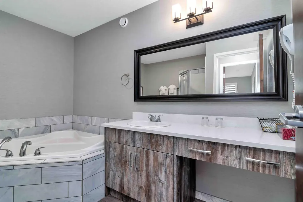 401 4 Street Rural Cypress County AB T0J 1C0
