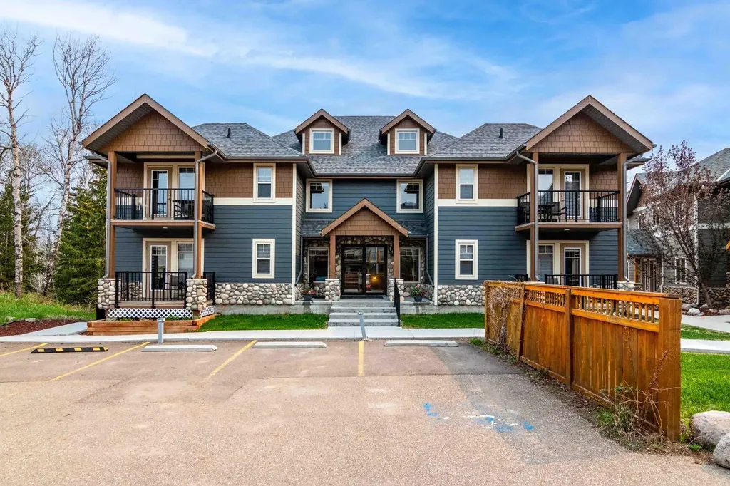 401 4 Street Rural Cypress County AB T0J 1C0
