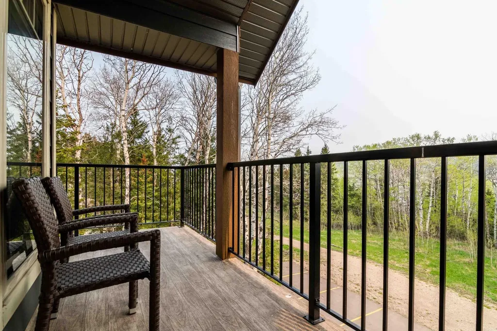 401 4 Street Rural Cypress County AB T0J 1C0