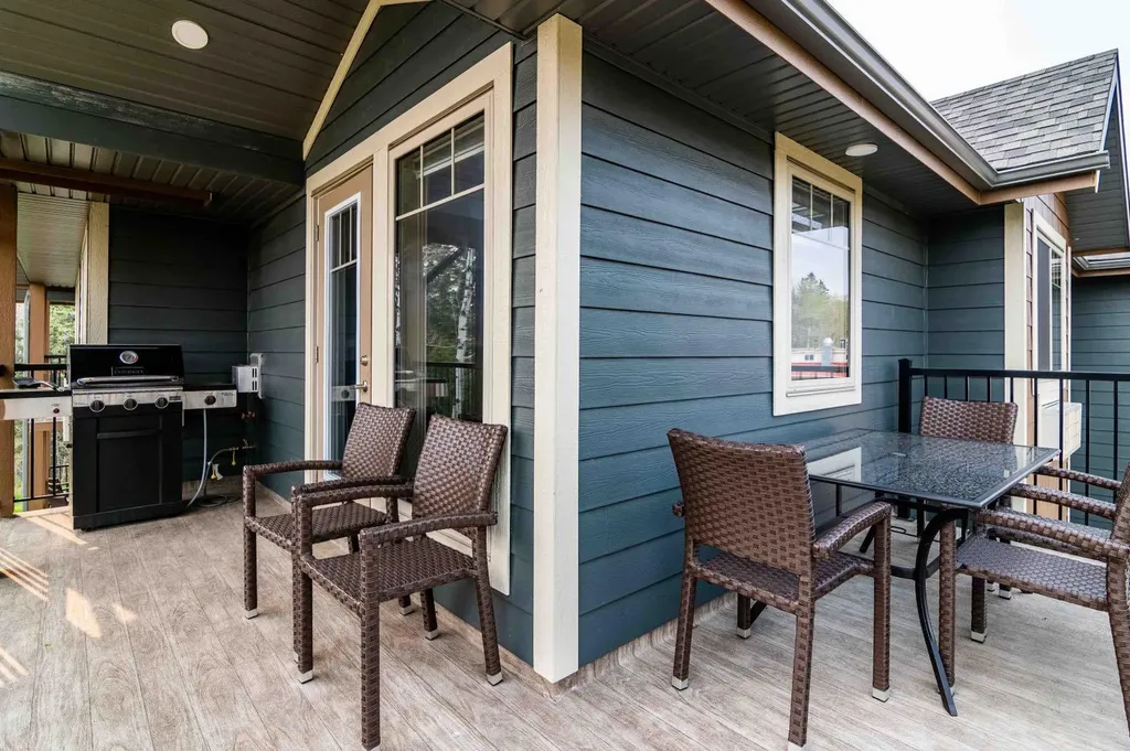 401 4 Street Rural Cypress County AB T0J 1C0
