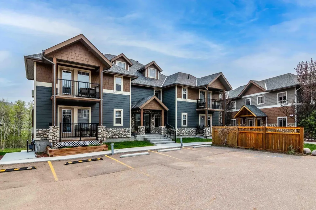 401 4 Street Rural Cypress County AB T0J 1C0