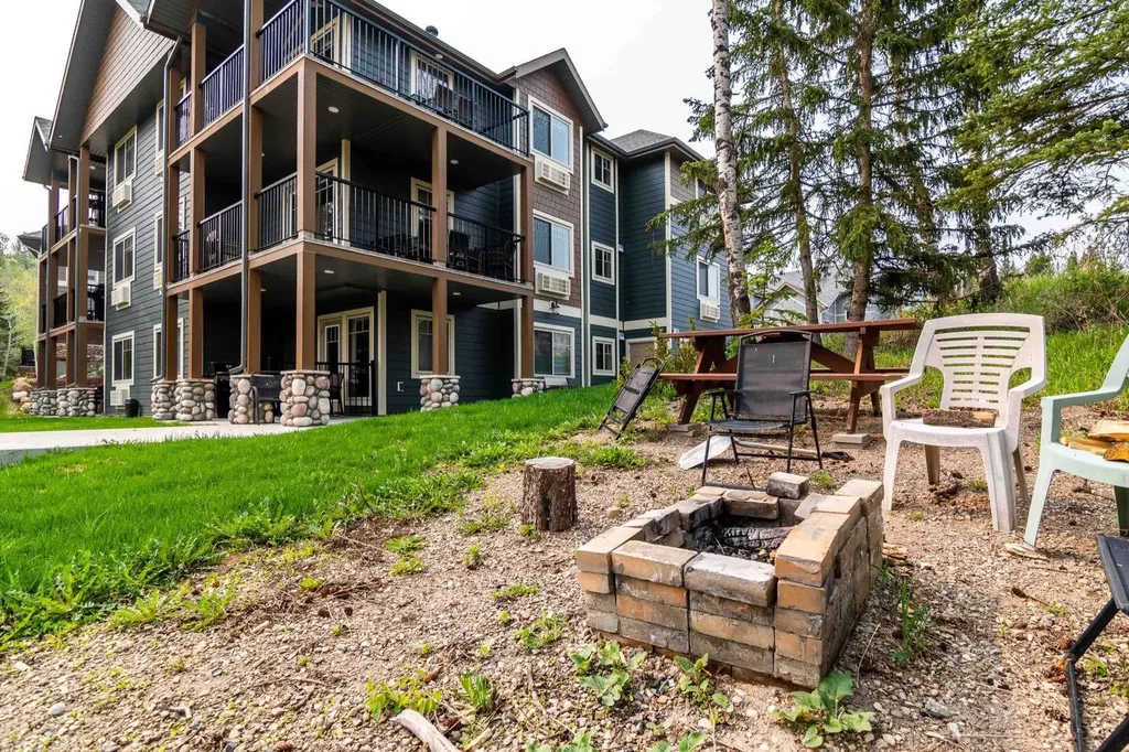 401 4 Street Rural Cypress County AB T0J 1C0