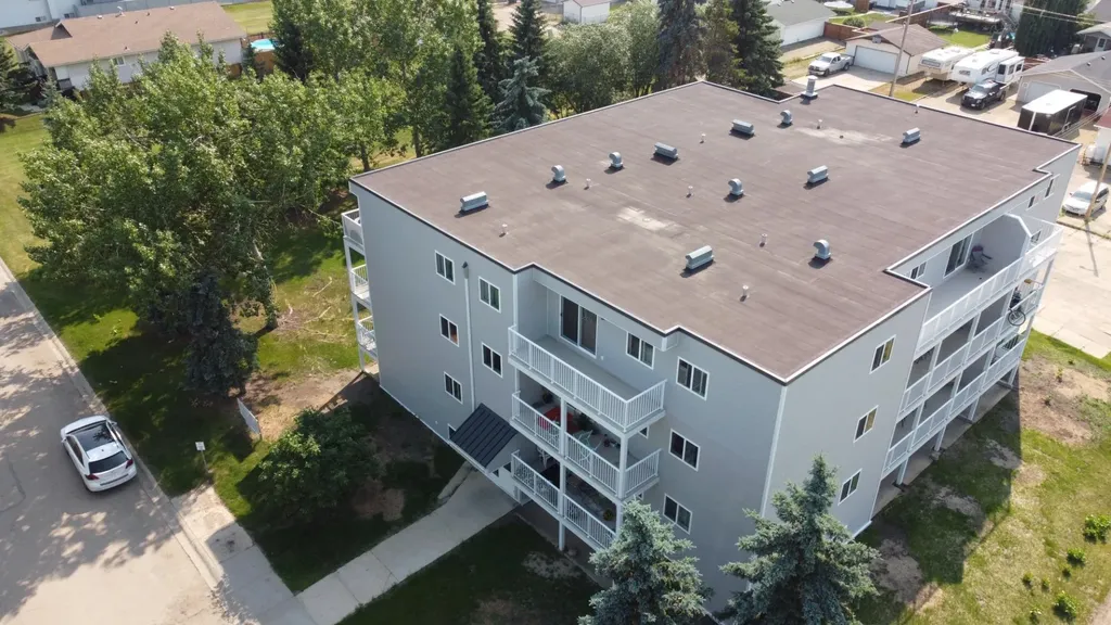 5418 52 Street Camrose AB T4V 4A6