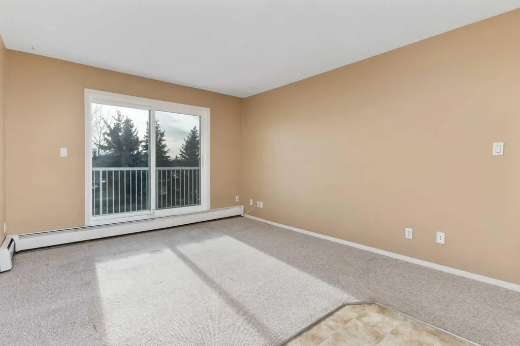 5418 52 Street Camrose AB T4V 4A6