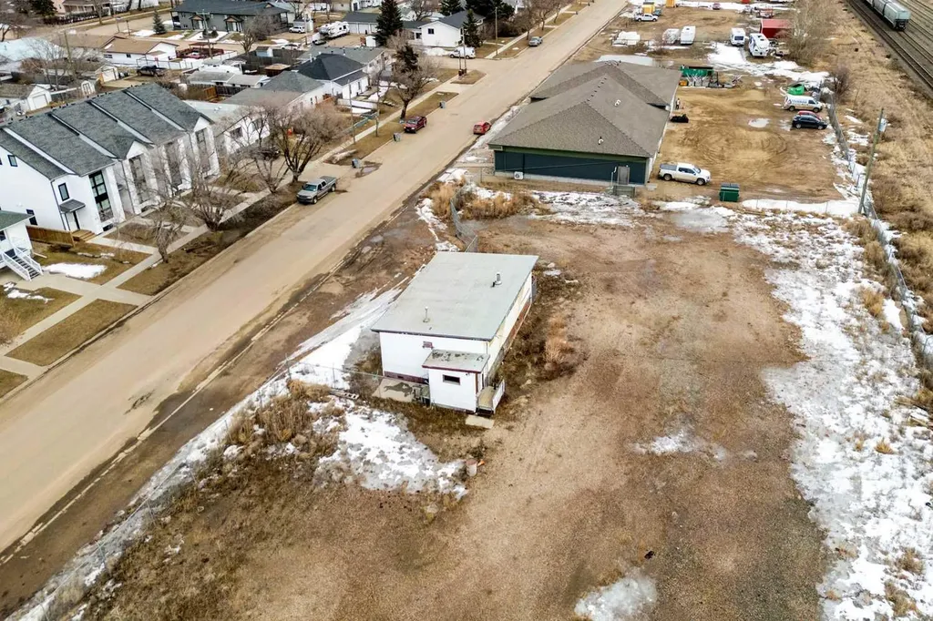 1101 1 Avenue Wainwright AB T9W 1G9