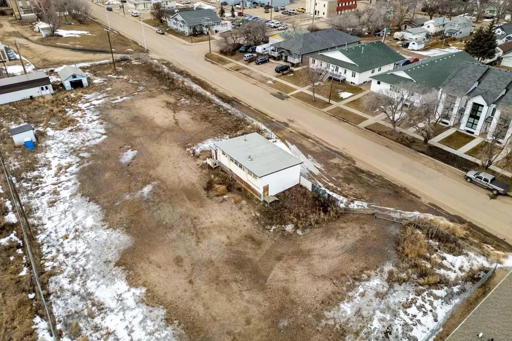 1101 1 Avenue Wainwright AB T9W 1G9