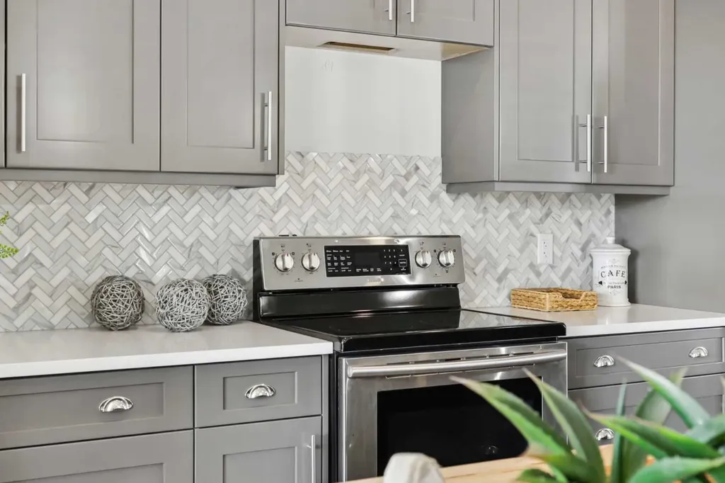 610 4 Avenue SW Sundre AB T0M 1X0