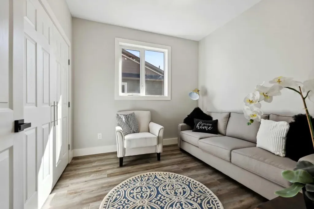 610 4 Avenue SW Sundre AB T0M 1X0