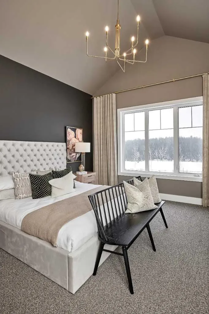 233 Rowmont Drive NW Calgary AB T3L2N7