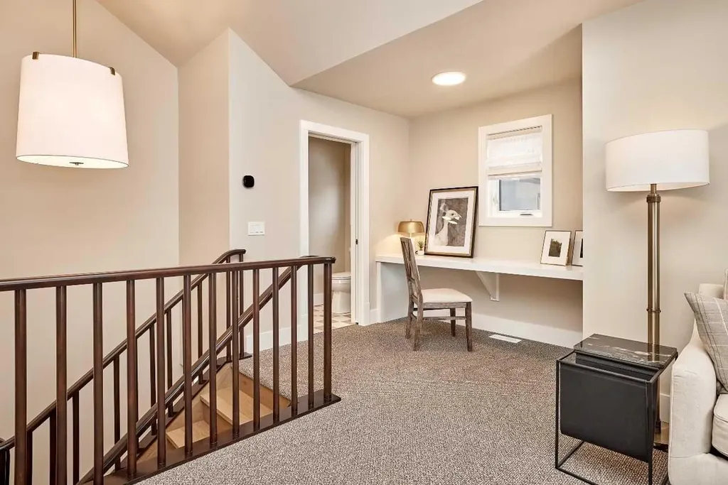233 Rowmont Drive NW Calgary AB T3L2N7