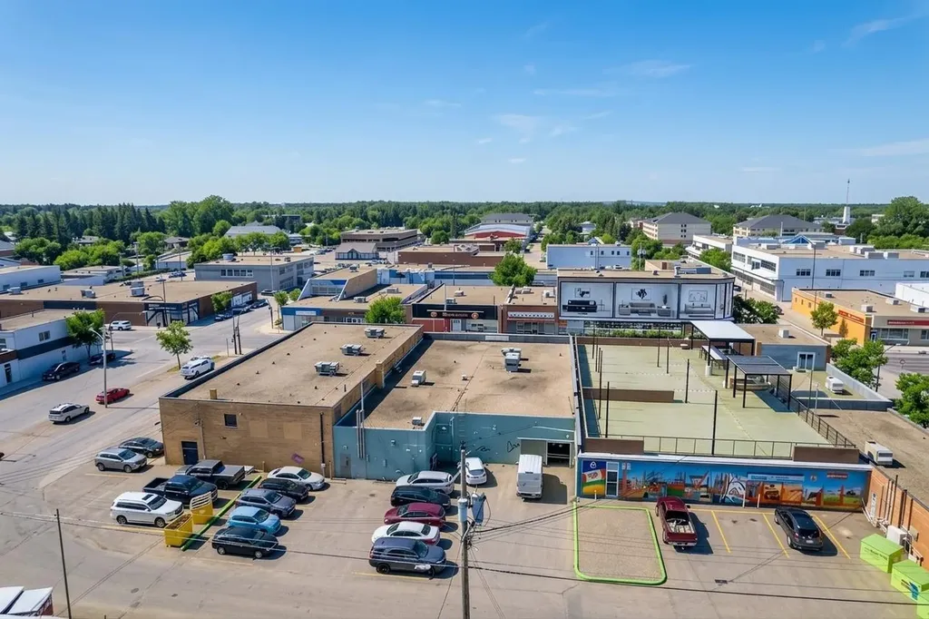 4809 50 Avenue Lloydminster SK S9V 0P6