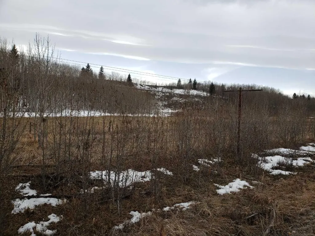 W:5 R:4 T:26 S:7 Q:se &NE,& NW Rural Rocky View County AB T0L1N0