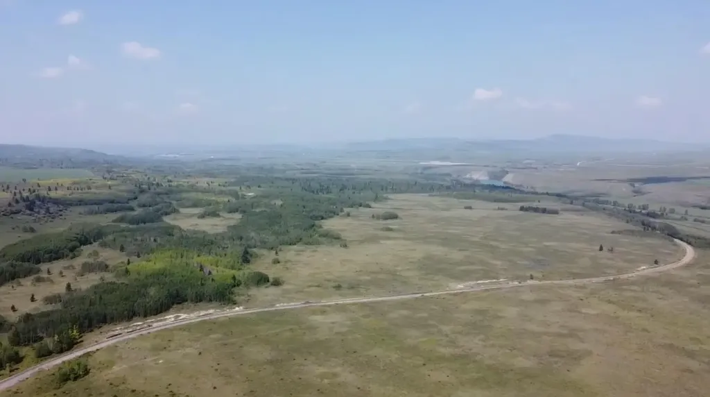 W:5 R:4 T:26 S:7 Q:se &NE,& NW Rural Rocky View County AB T0L1N0