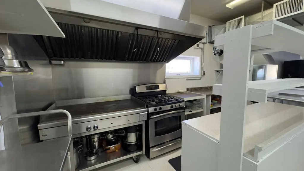 4905 50 Avenue Consort AB T0C1B0