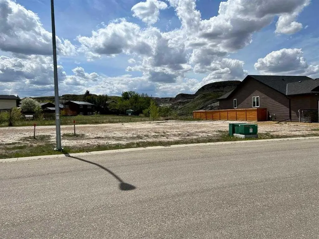 160 10 Avenue SE Drumheller AB T0J 0Y6