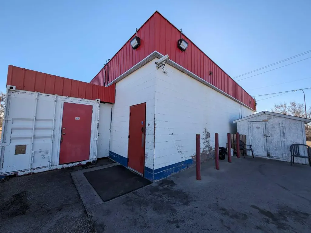 710 Gershaw Drive SW Medicine Hat AB T1A 5C8
