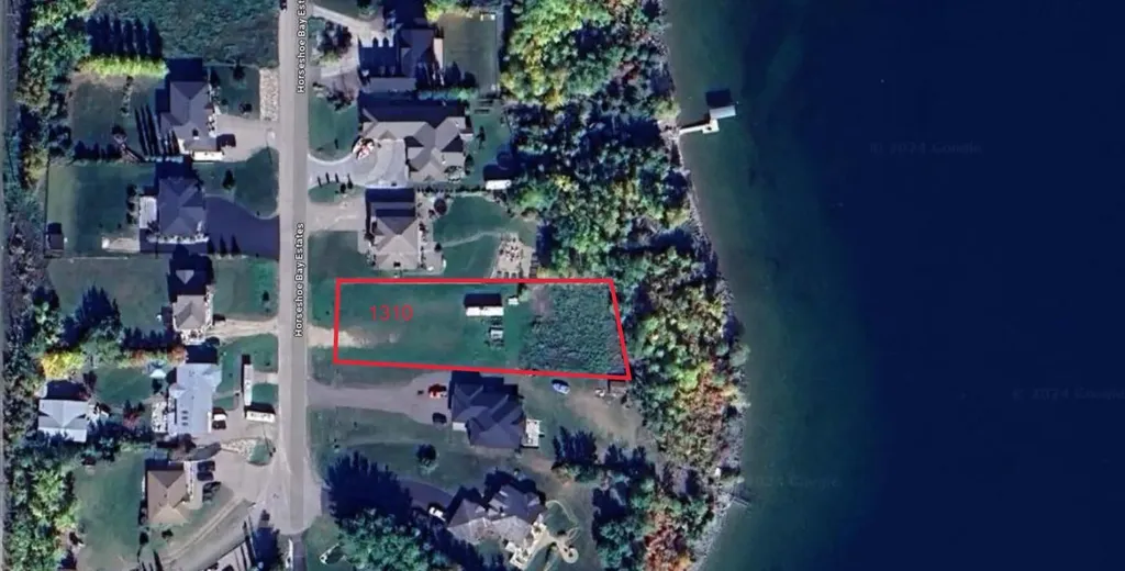 1310 Horseshoe Bay Estates Cold Lake AB T9M 1G8