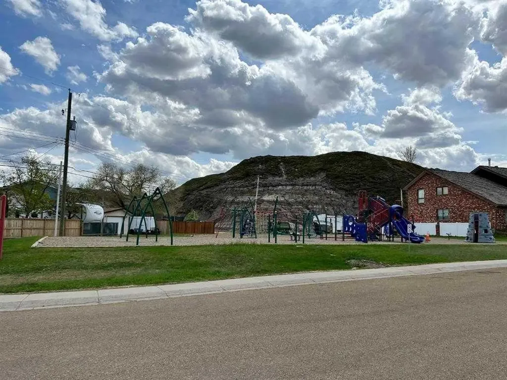 193 10 Avenue SE Drumheller AB T0J 0Y6