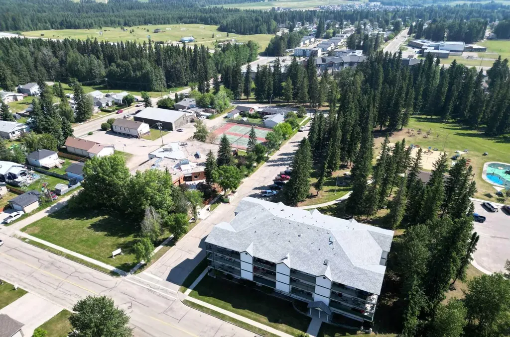 777 48 Street Edson AB T7E 1Z6