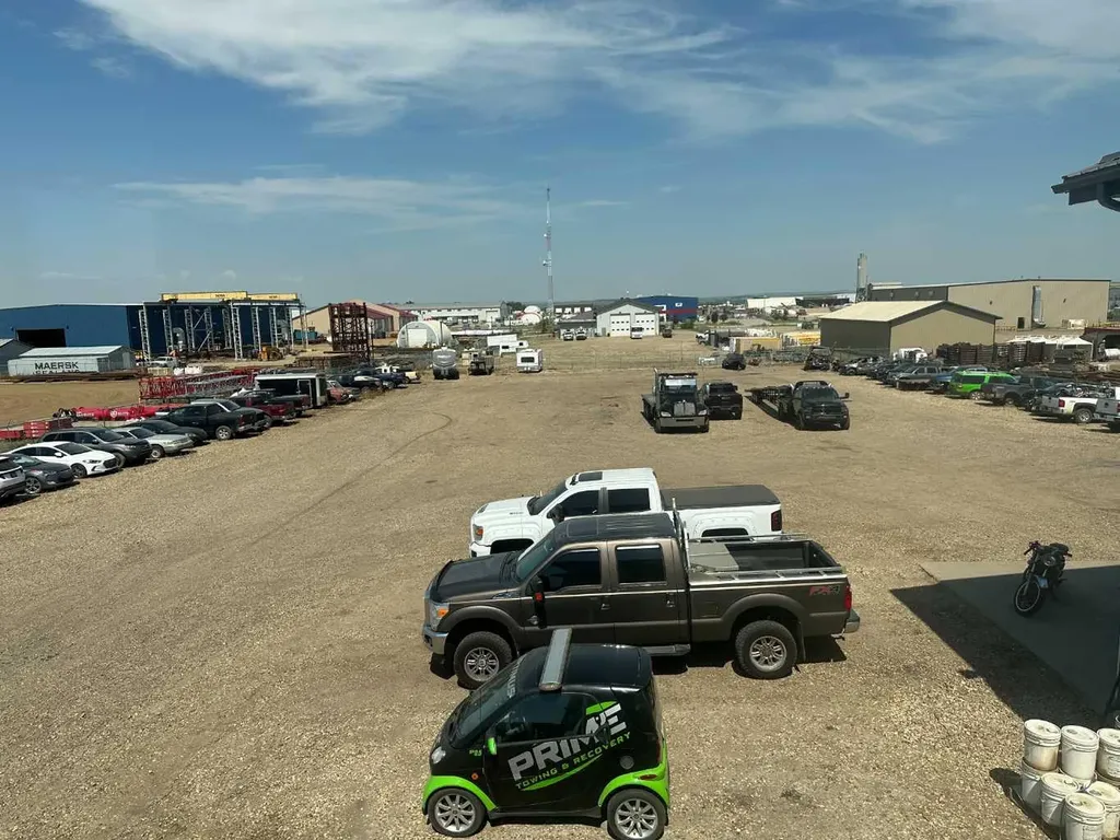 9020 150 Avenue Grande Prairie AB T8X 0E8