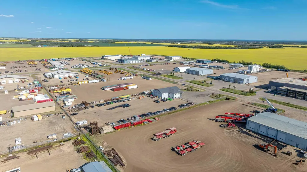 9020 150 Avenue Grande Prairie AB T8X 0E8