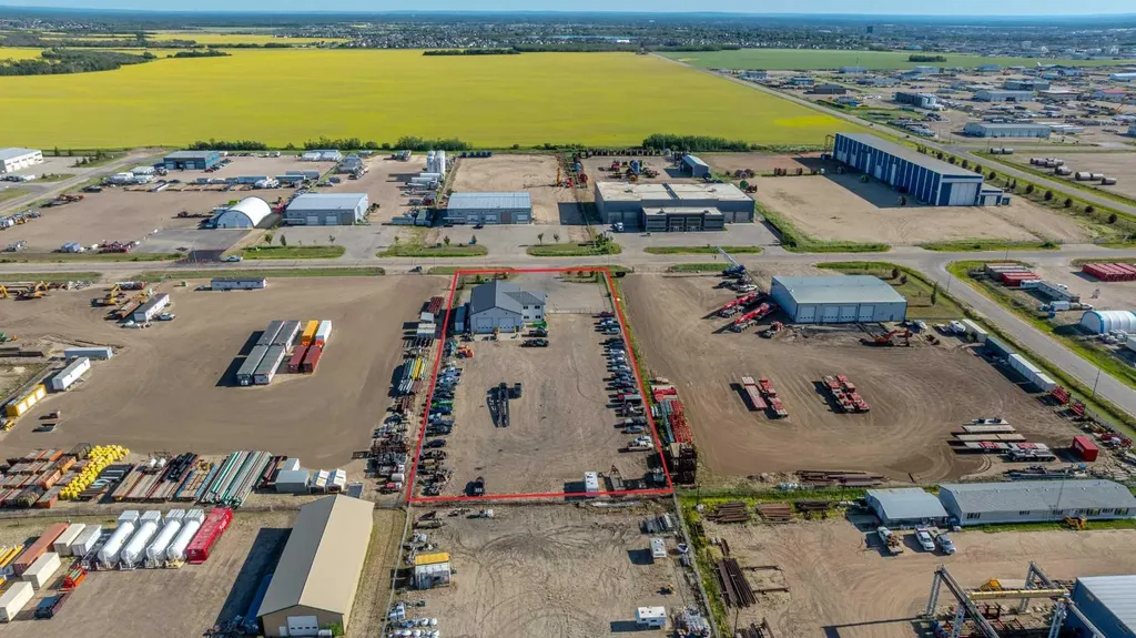 9020 150 Avenue Grande Prairie AB T8X 0E8