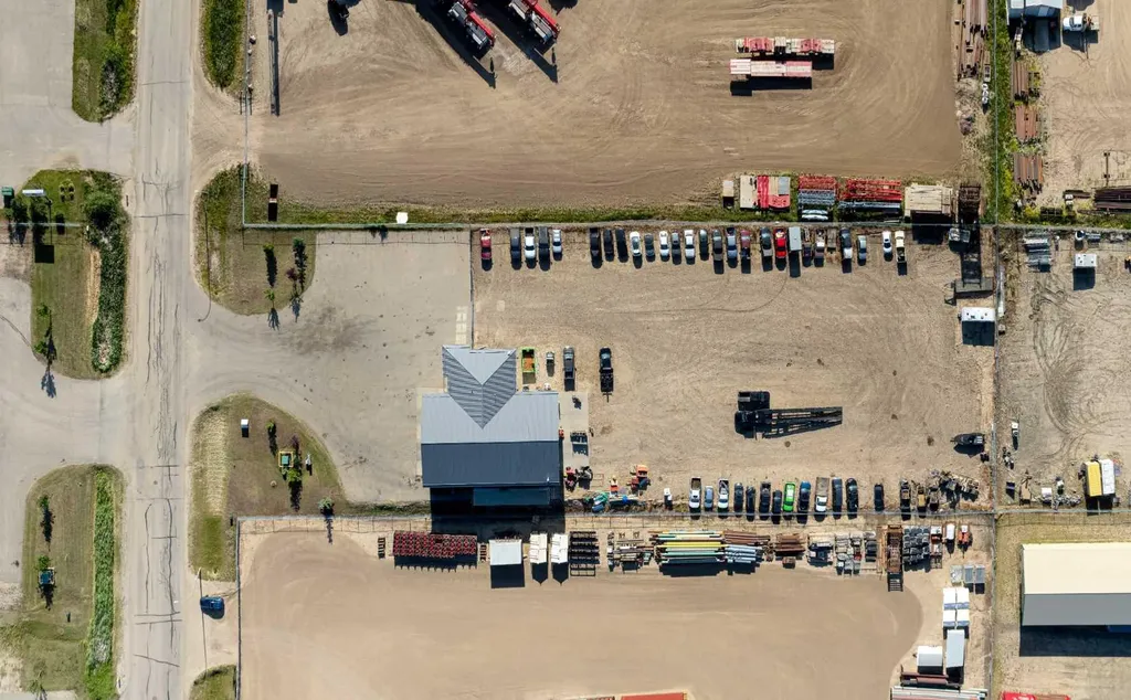 9020 150 Avenue Grande Prairie AB T8X 0E8