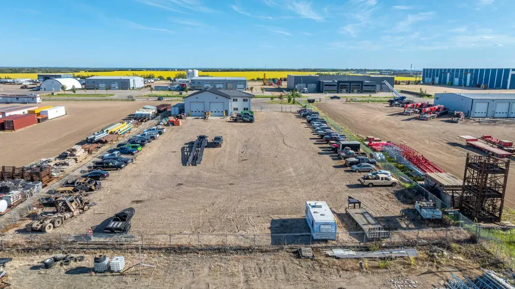 9020 150 Avenue Grande Prairie AB T8X 0E8